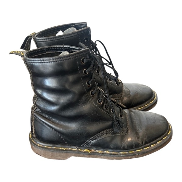Dr. Martens Vintage 1460 Made In England Boots Black Leather Size 6 - Picture 1 of 16
